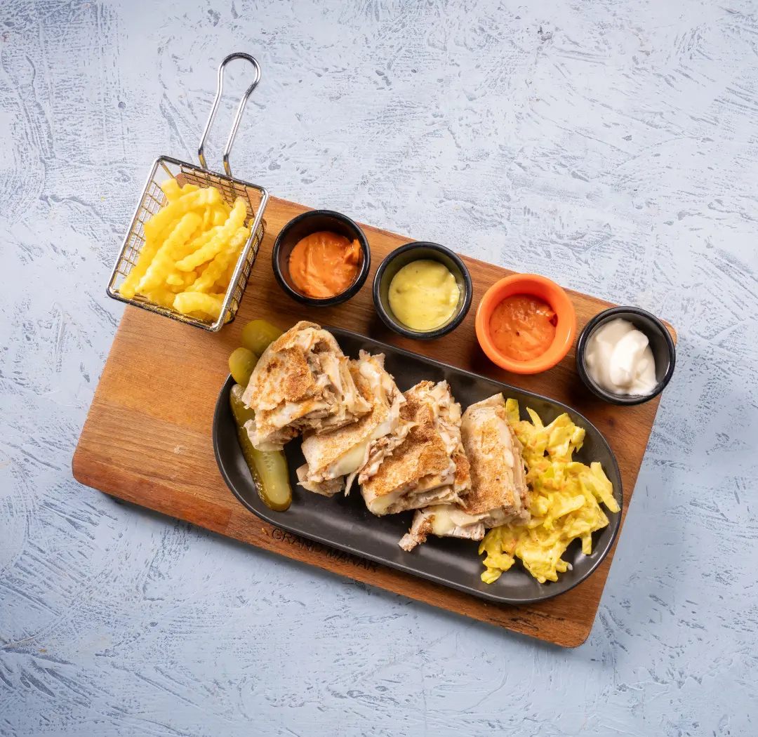عربي مع رز اصفر 